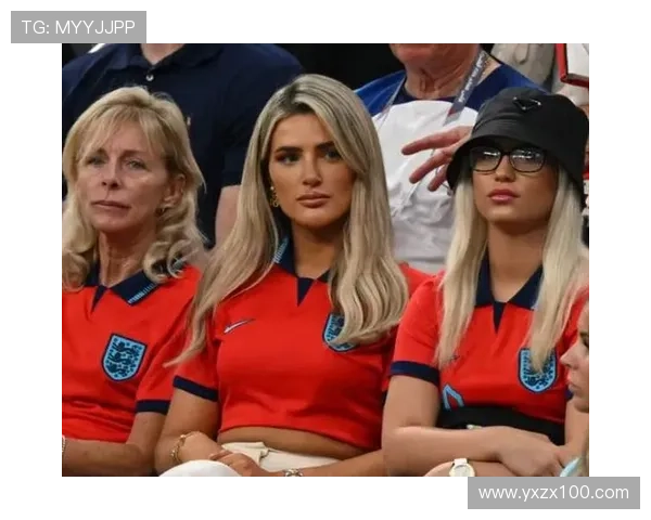 欧洲足球明星太太团的魅力与风采揭秘他们如何影响球员的职业生涯与生活